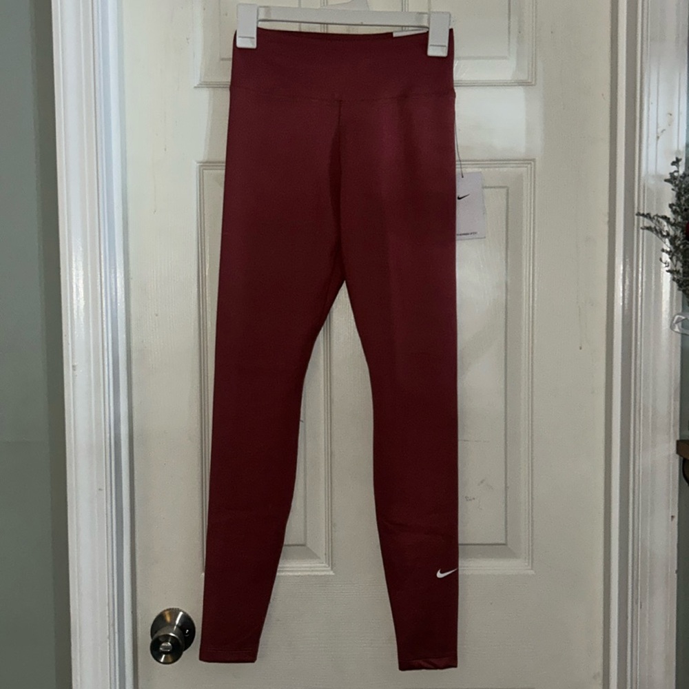 nike leggings brand new !